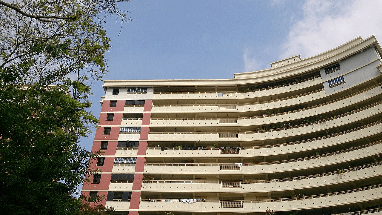 シンガポールのHDB。国民の約8割が公共住宅に住む「成熟の完成例」(撮影:ProjectManhattan/CC BY-SA 3.0)