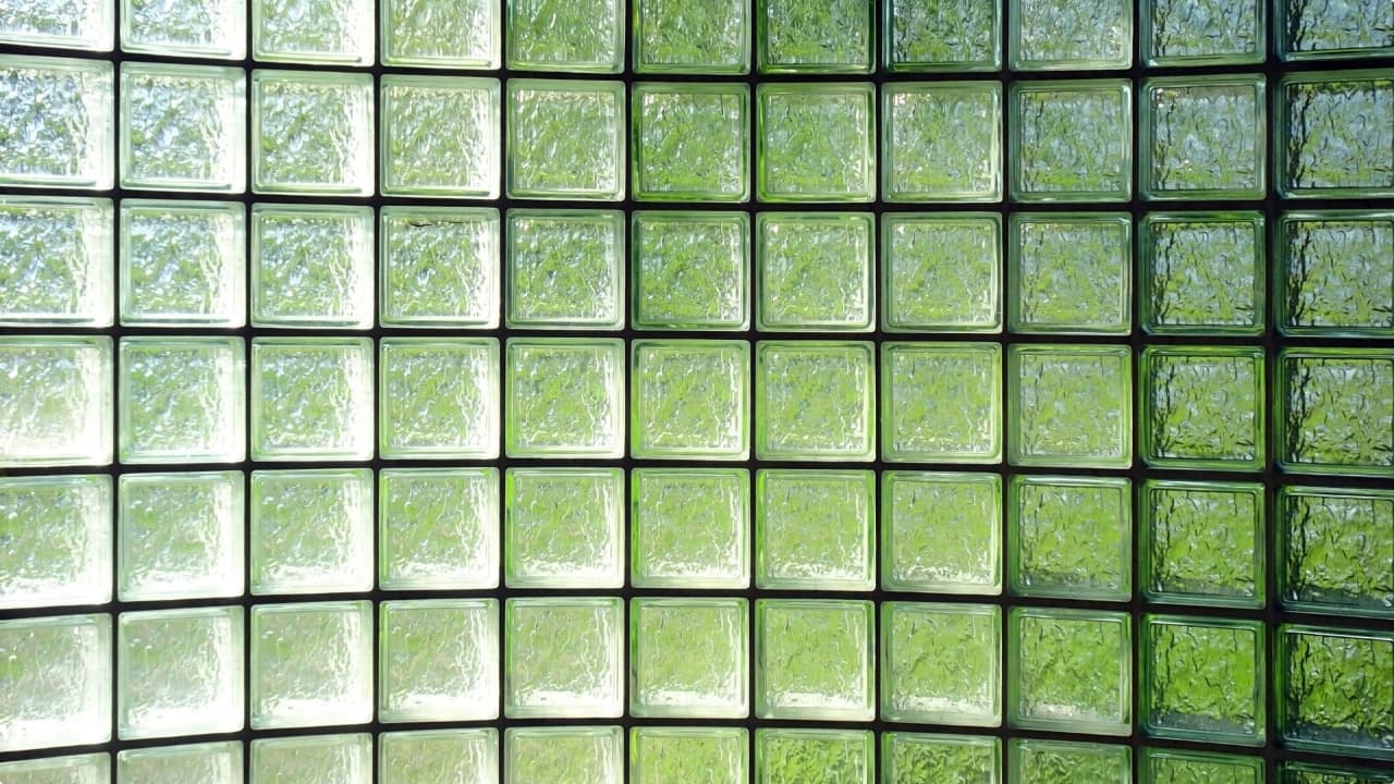 ガラスブロックを使ったファザード外観の例